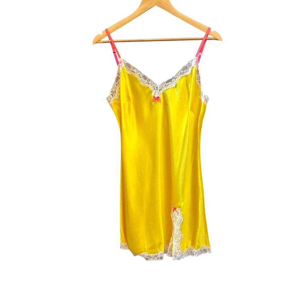 Y2K Victoria Secret Robe Slip Set Barbiecore Coquette Romantic Bold Sleepwear